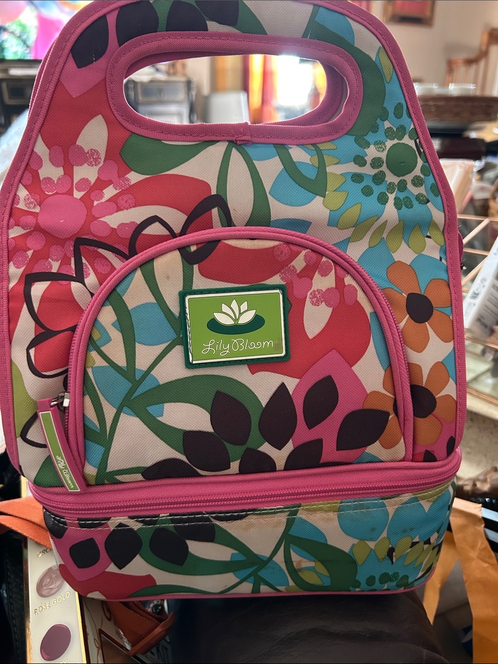 Lily Bloom Pink Floral Patterned Insulated Travel Lunch bag with container EUC
